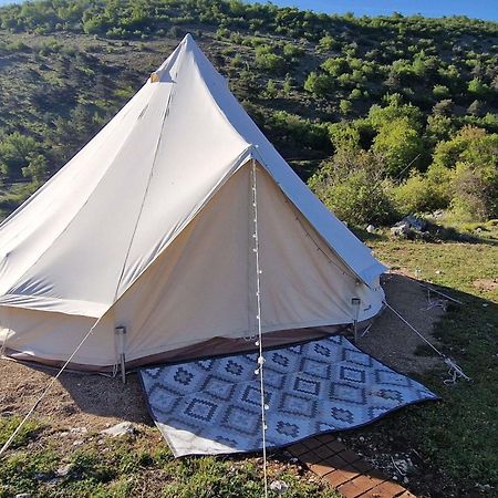 Tente Lodge Type Tipi A 1H De Nice Voie Lactee Bezaudun-les-Alpes Exterior photo